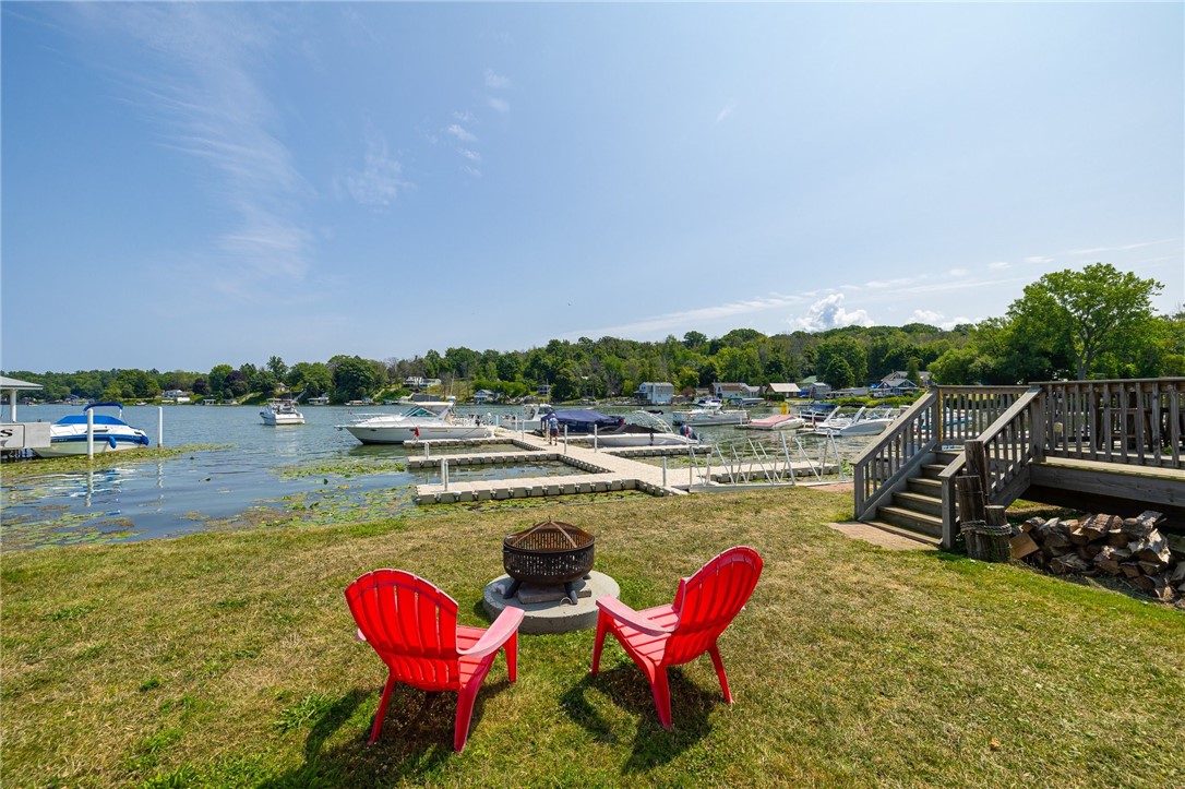 8106 West Port Bay Road