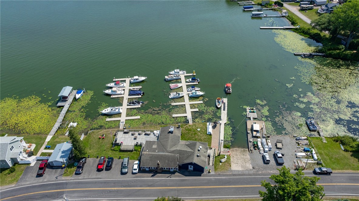 8106 West Port Bay Road