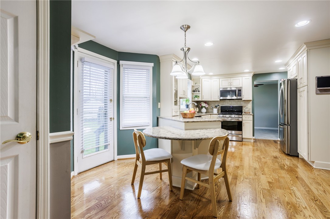 125 Hale Haven Dr