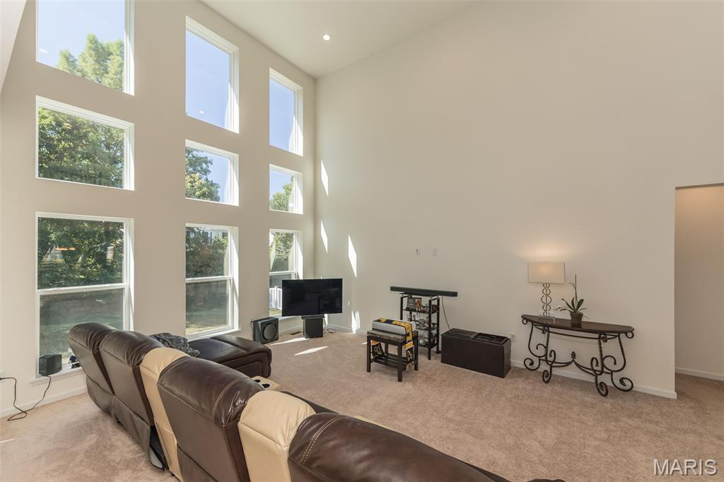 208 Burrograss Drive