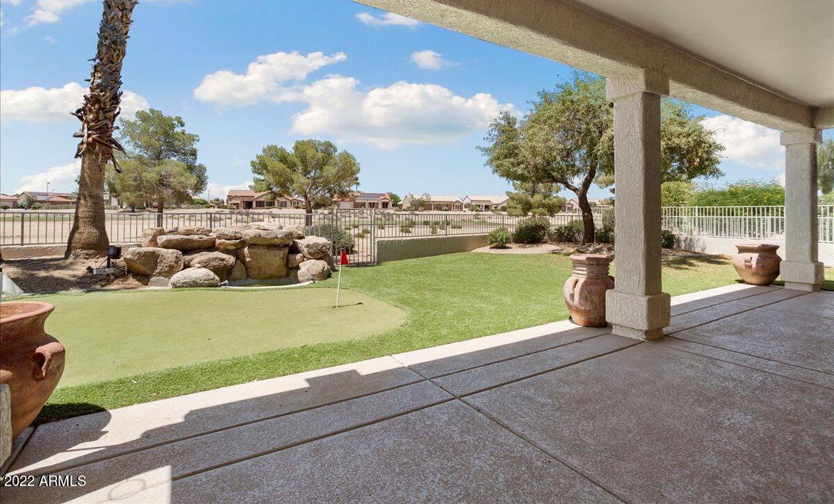 15848 W GRAND POINT Lane