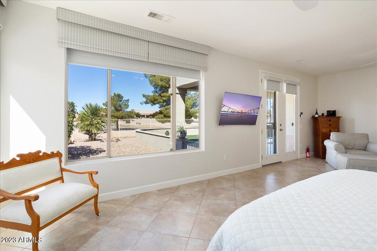 15842 W GRAND POINT Lane