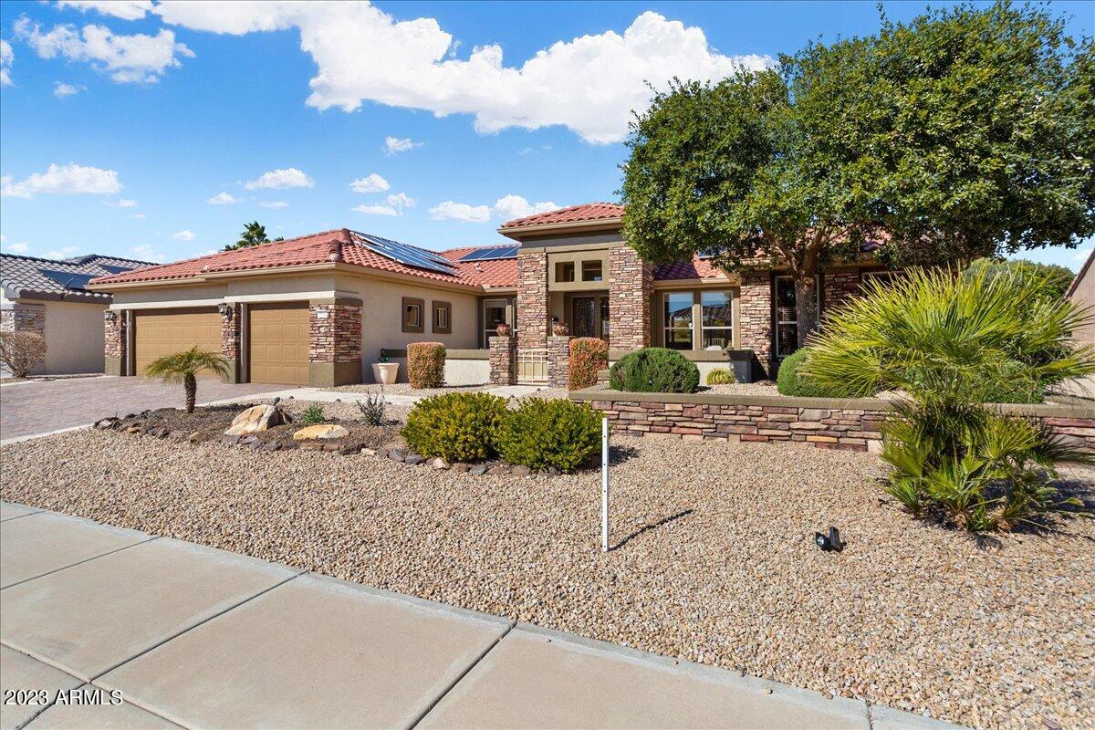 15842 W GRAND POINT Lane