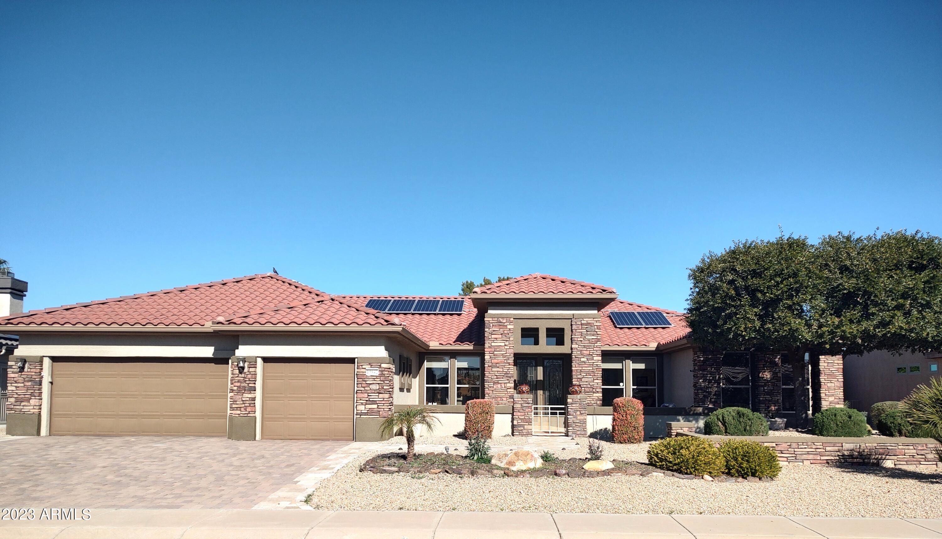 15842 W GRAND POINT Lane