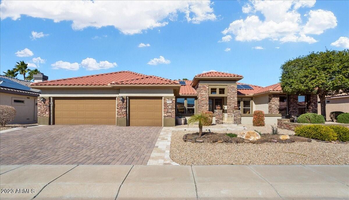 15842 W GRAND POINT Lane
