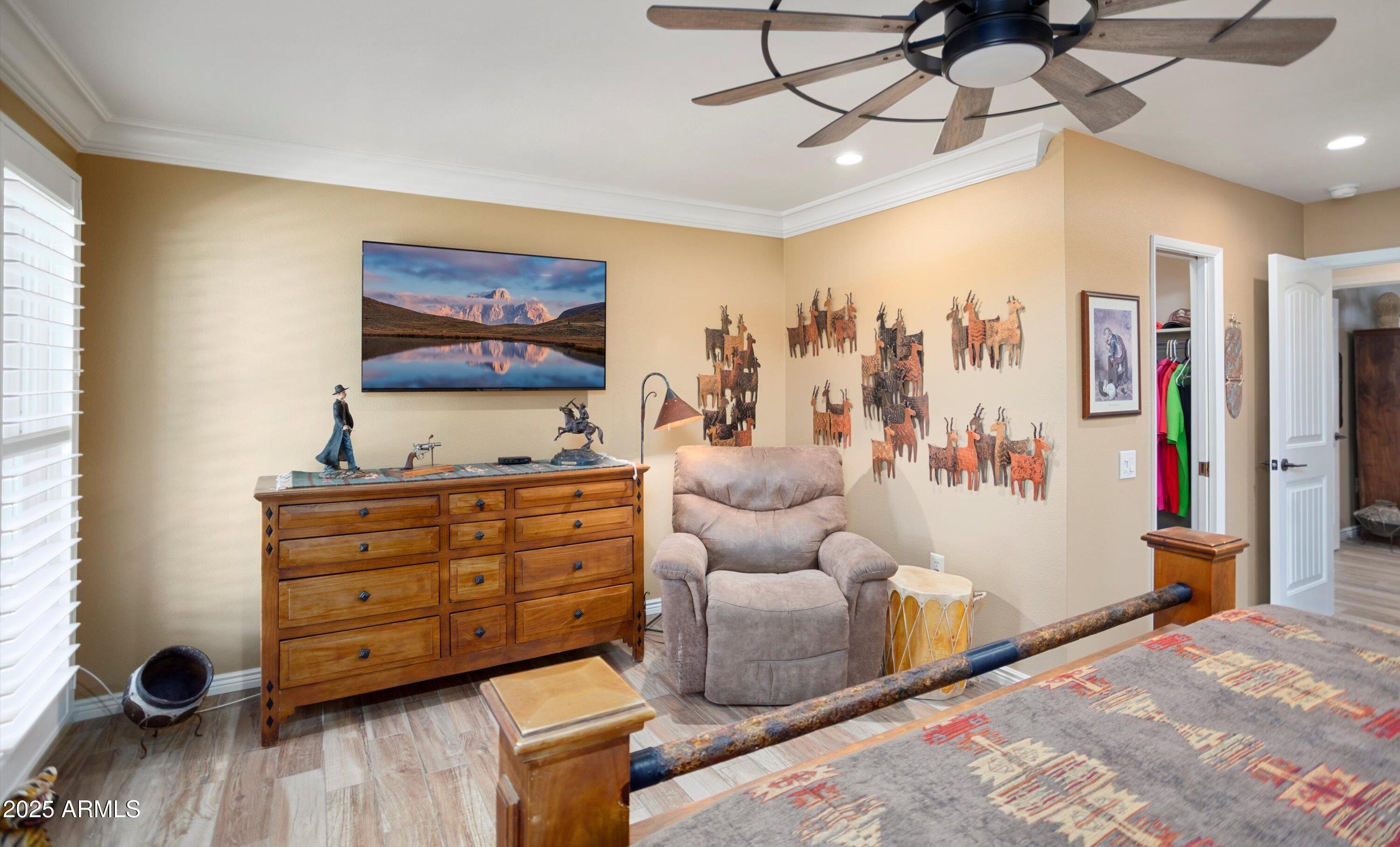 12826 W MAPLEWOOD Drive