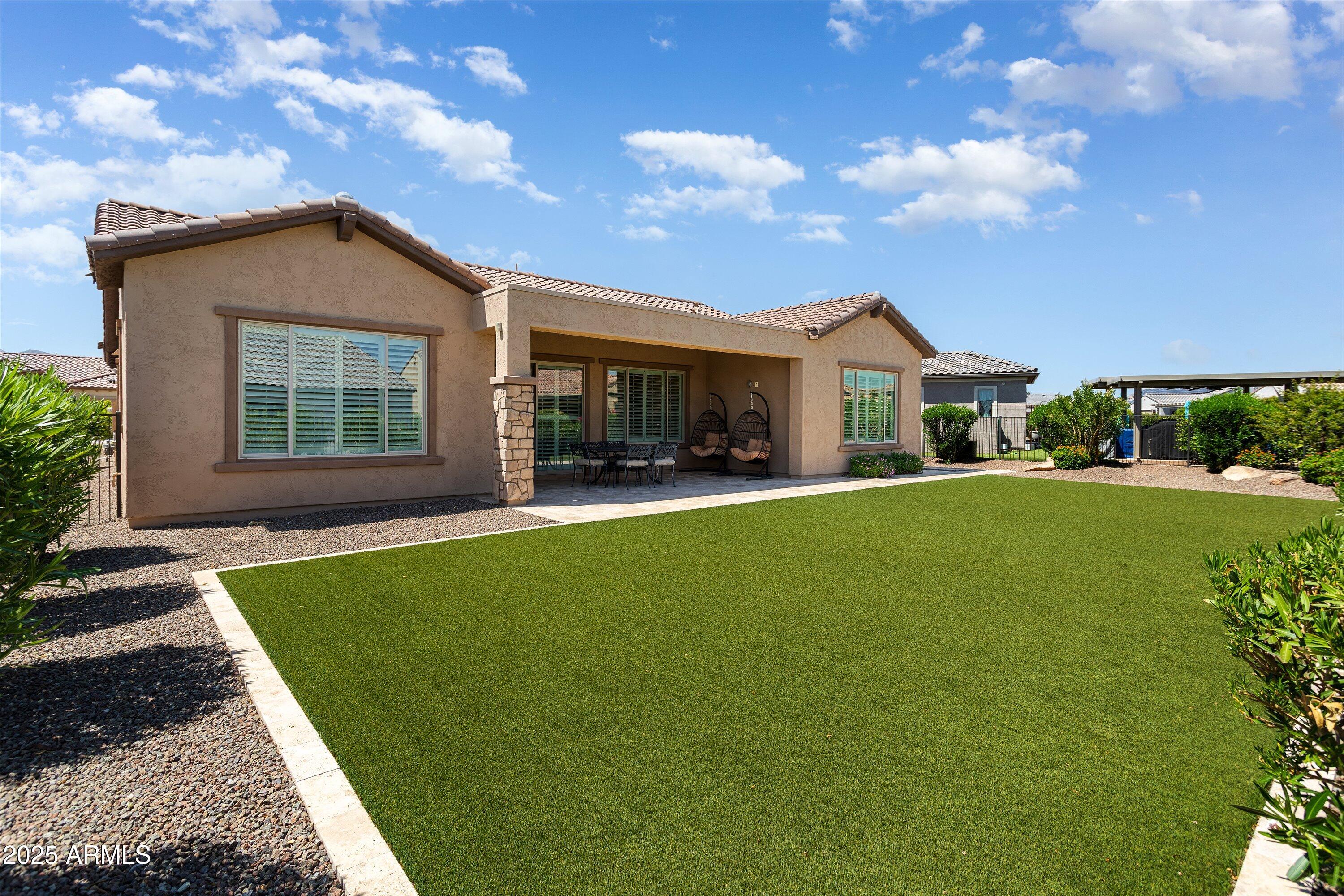 26018 W TARO Drive