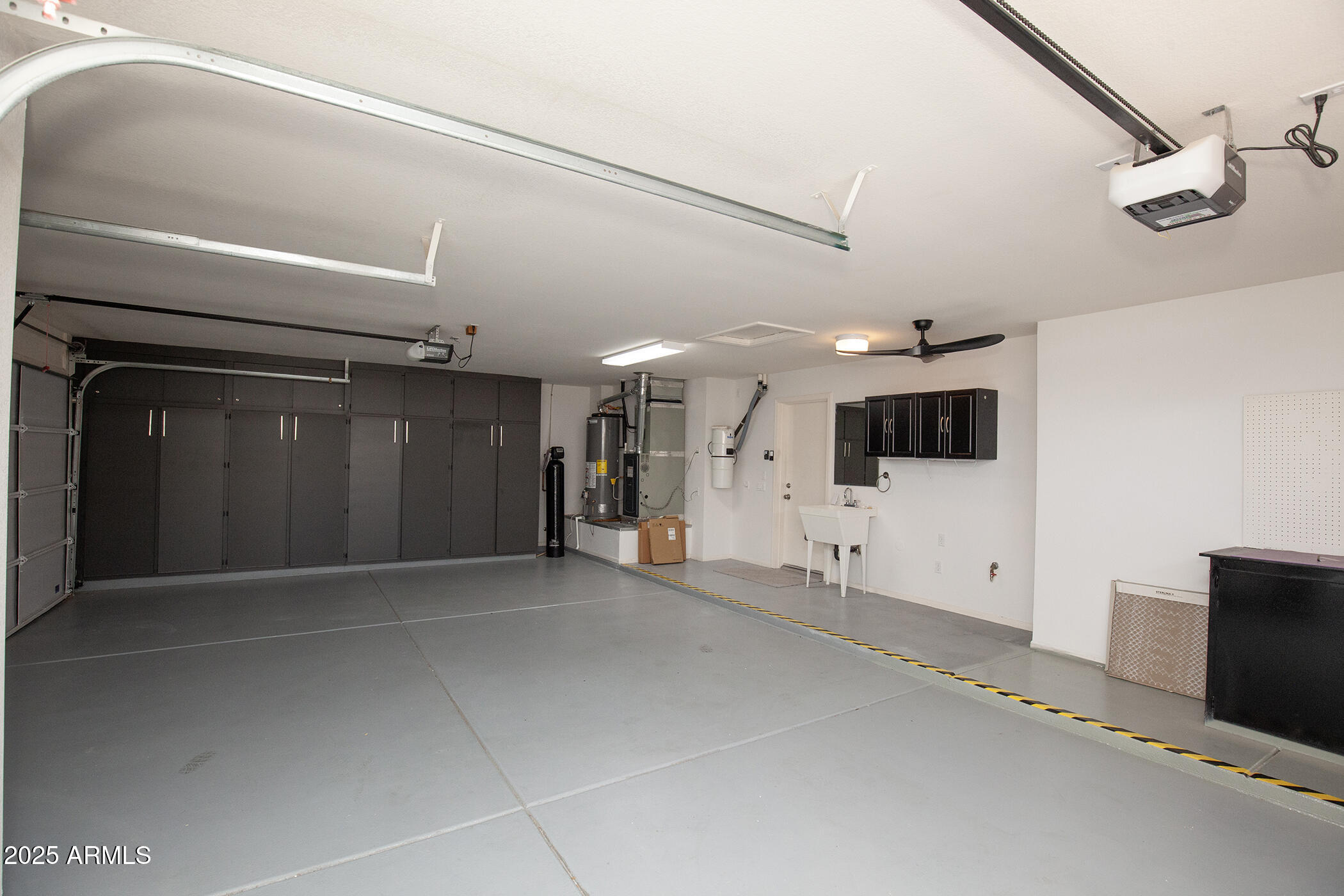 14416 W ROBERTSON Drive