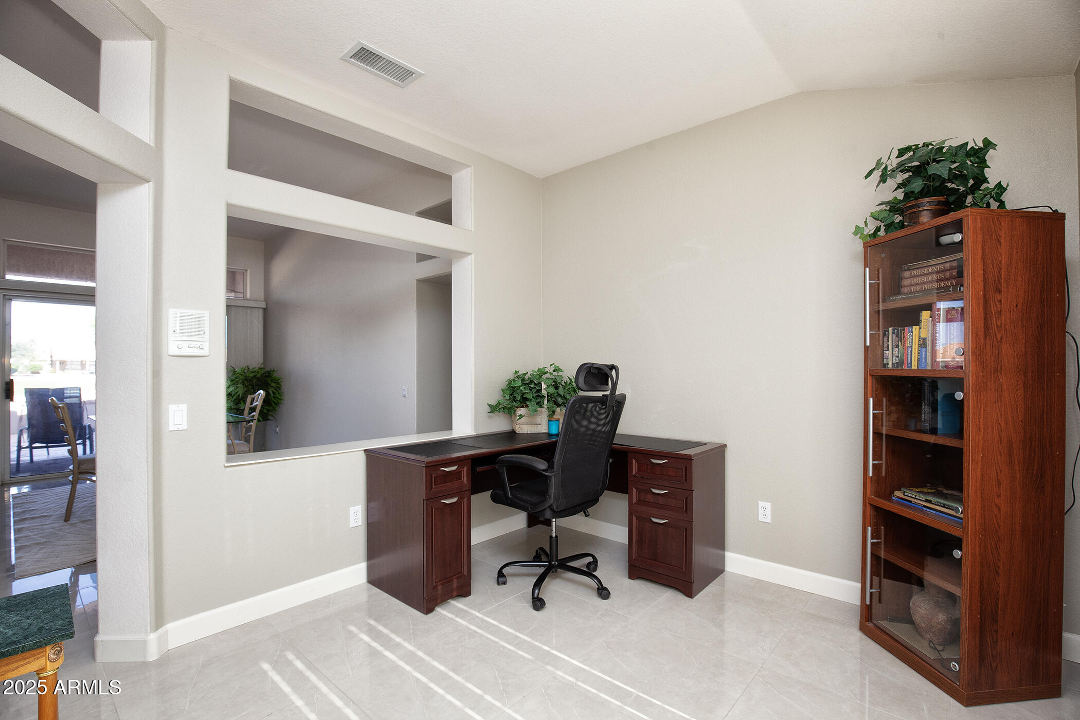 14416 W ROBERTSON Drive