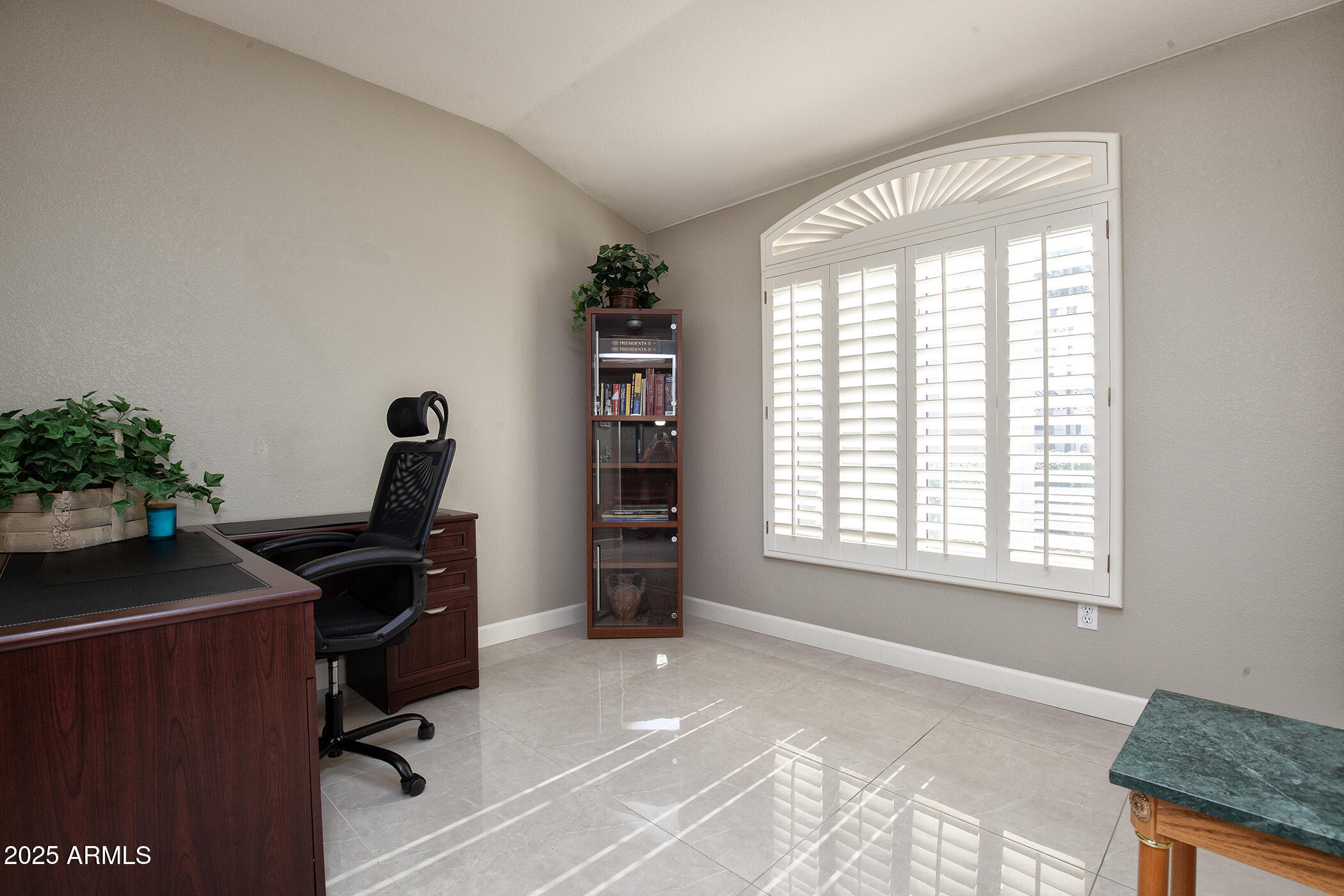 14416 W ROBERTSON Drive