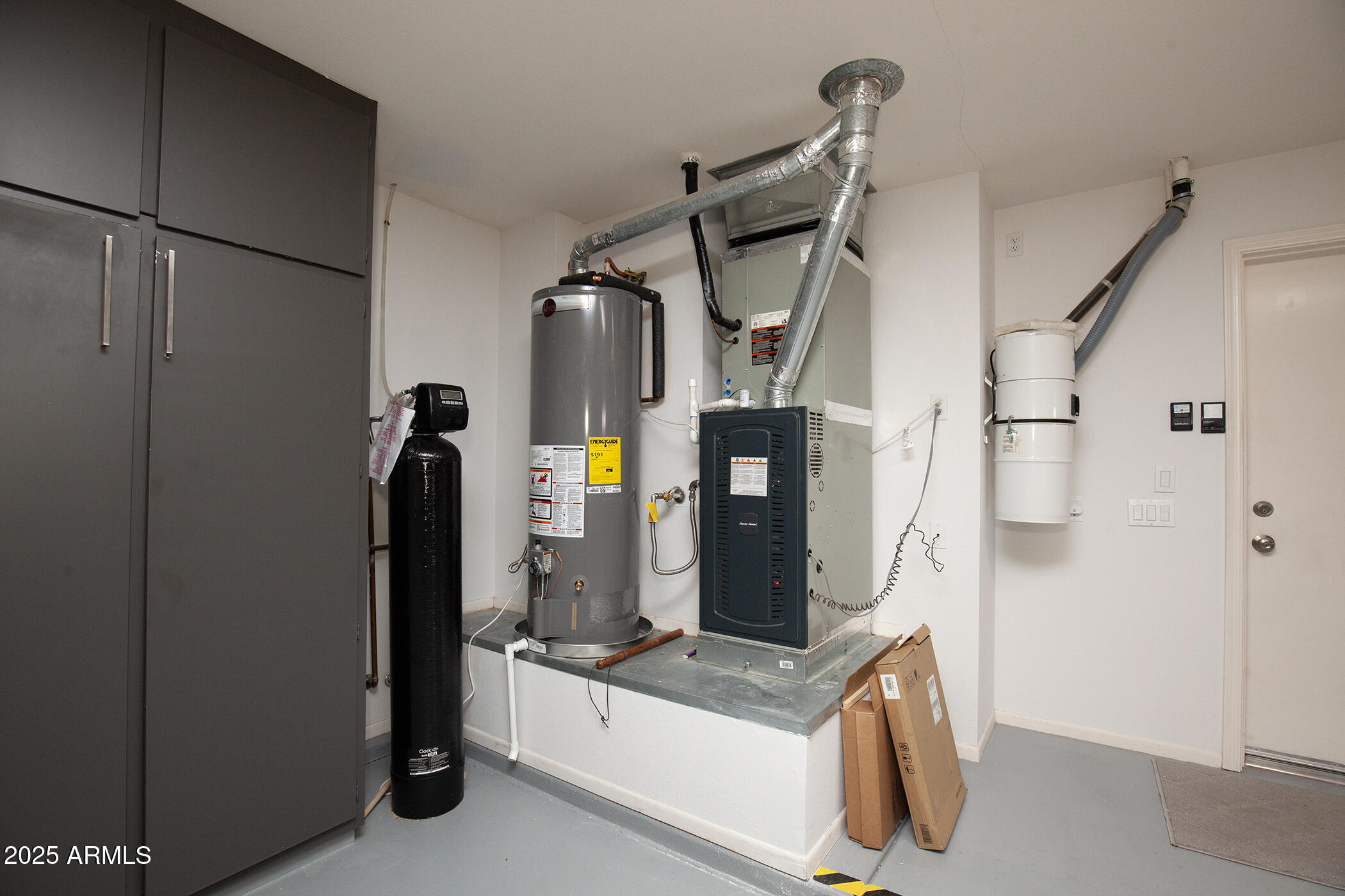 14416 W ROBERTSON Drive