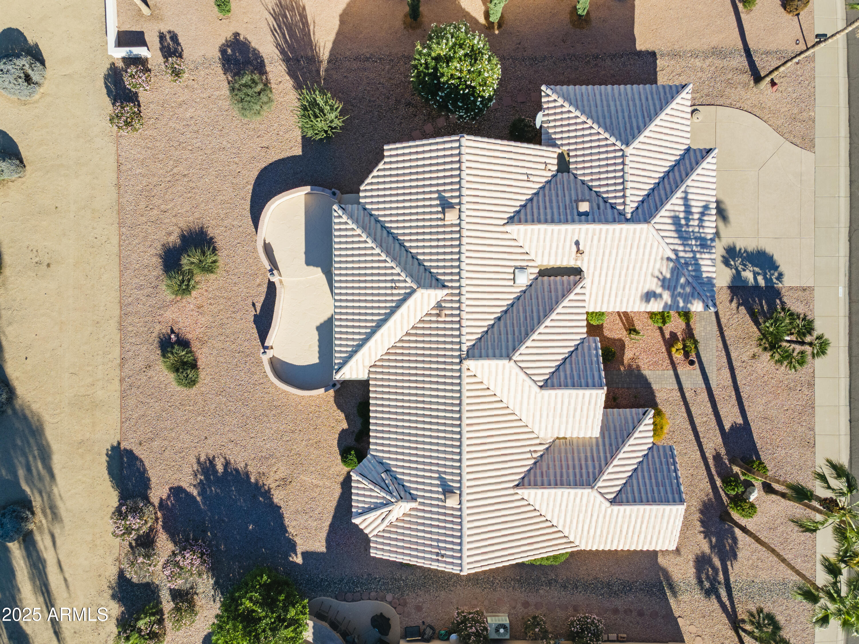 14416 W ROBERTSON Drive