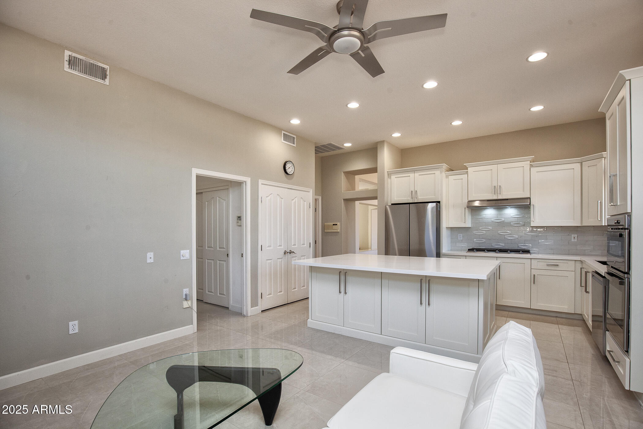 14416 W ROBERTSON Drive