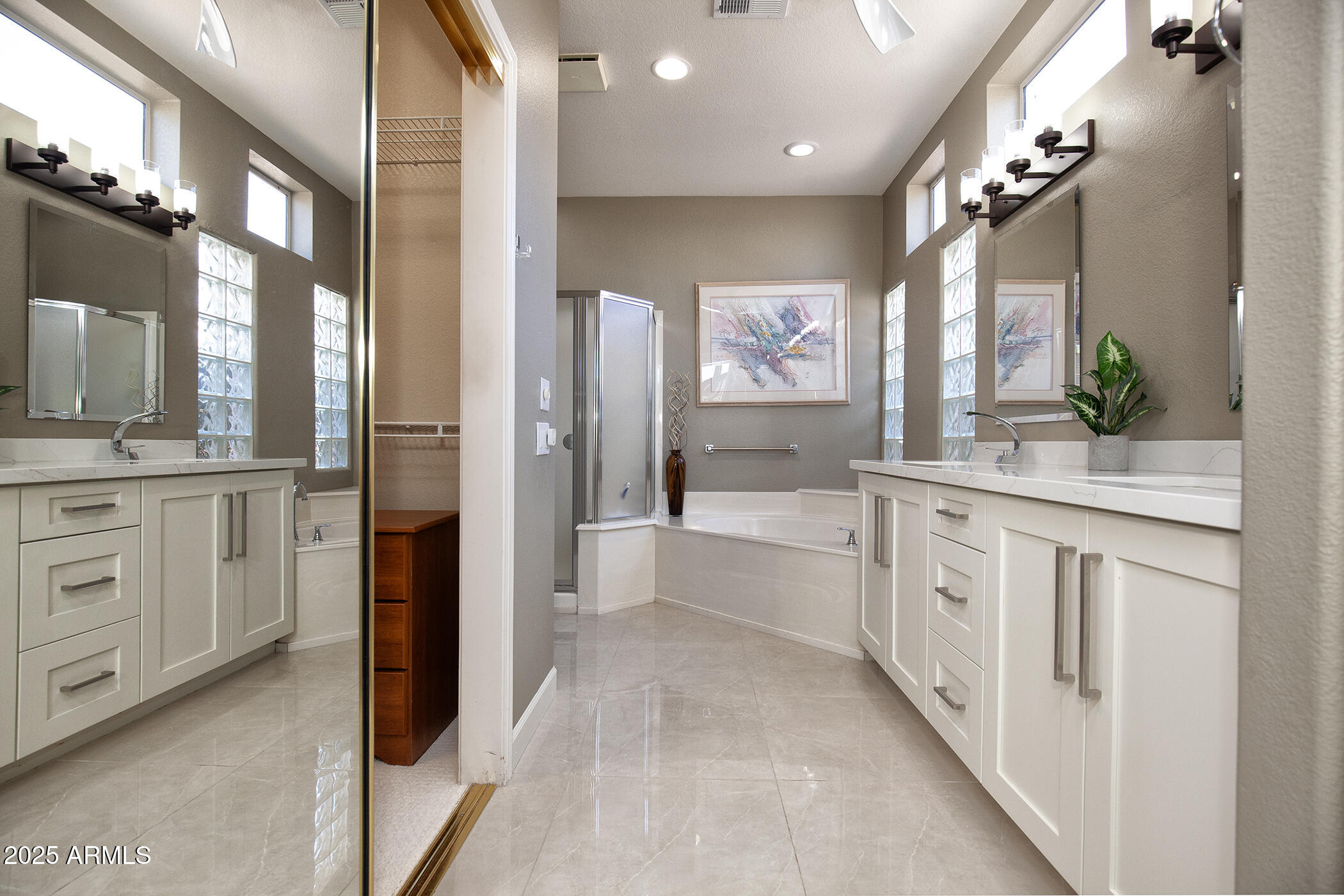 14416 W ROBERTSON Drive