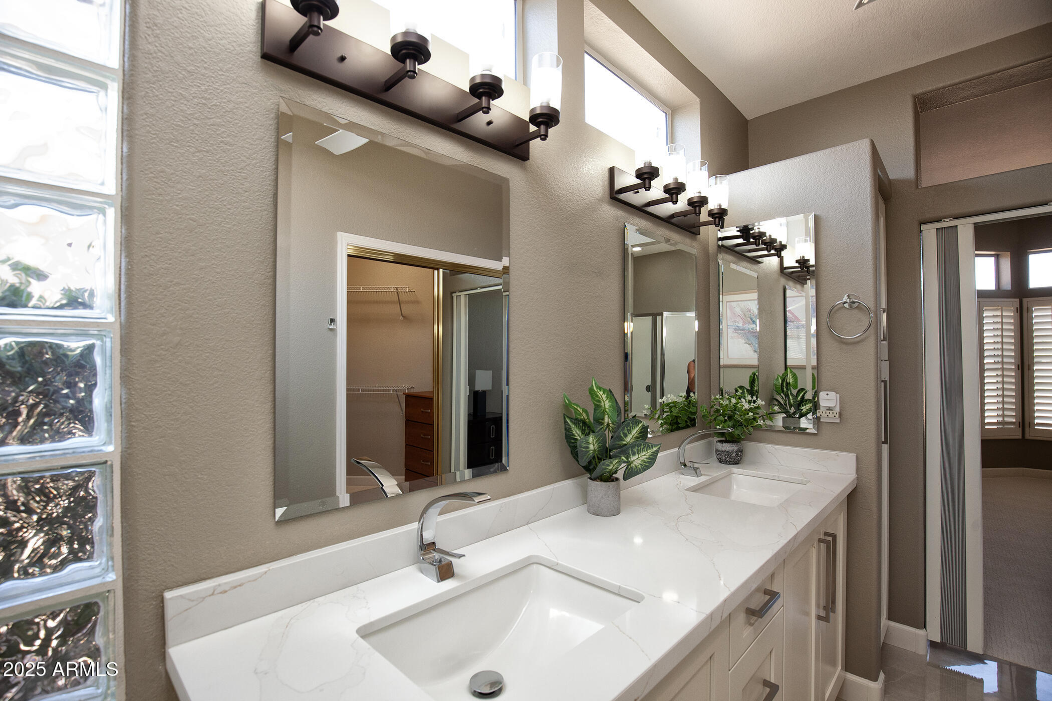 14416 W ROBERTSON Drive