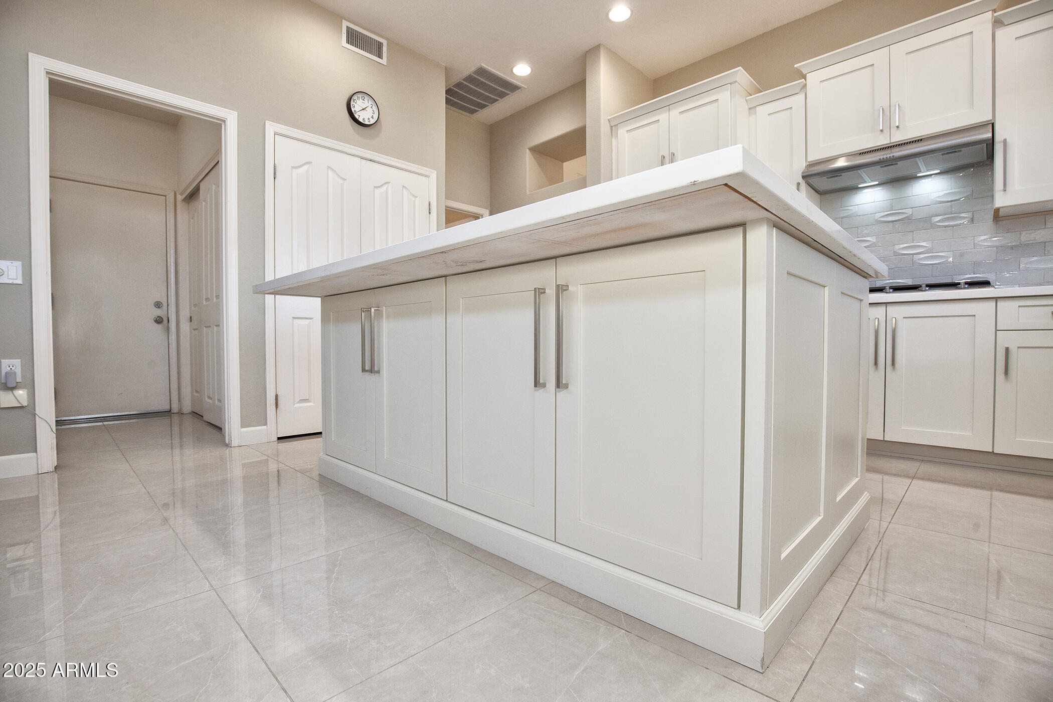 14416 W ROBERTSON Drive