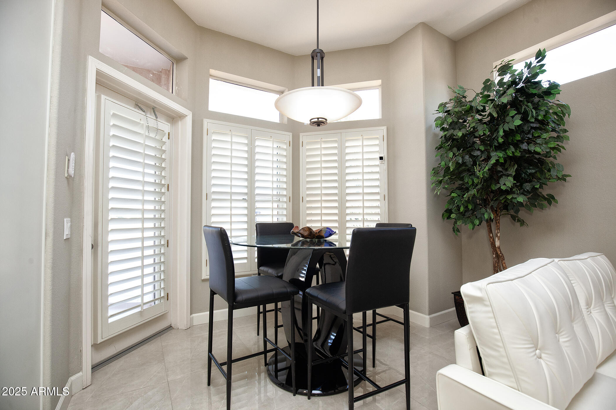 14416 W ROBERTSON Drive