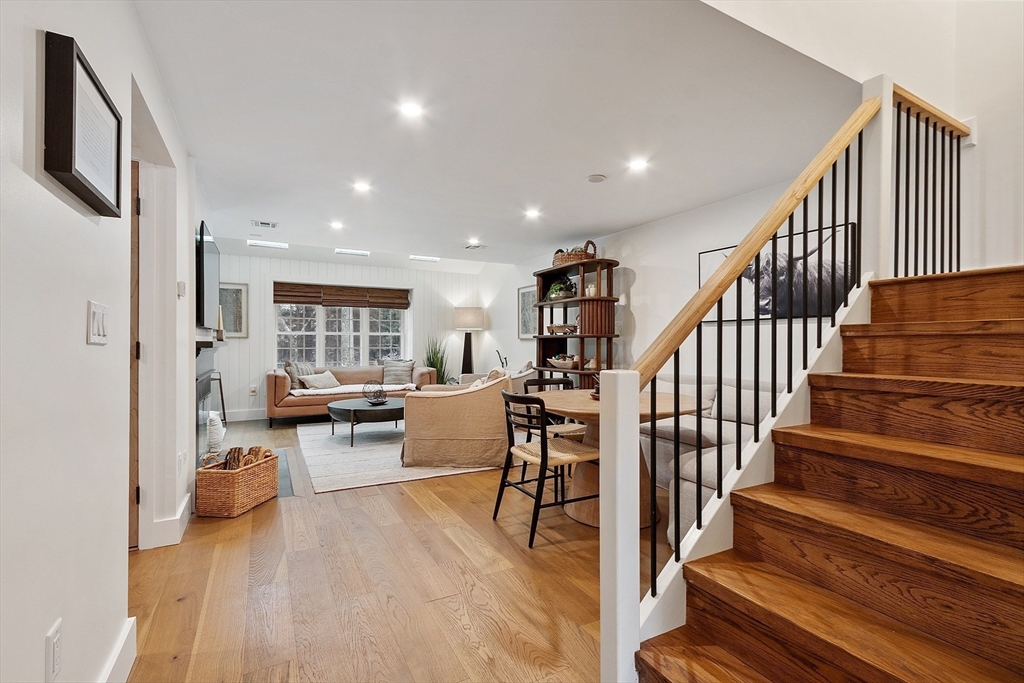 610 Ridgefield Cir # B