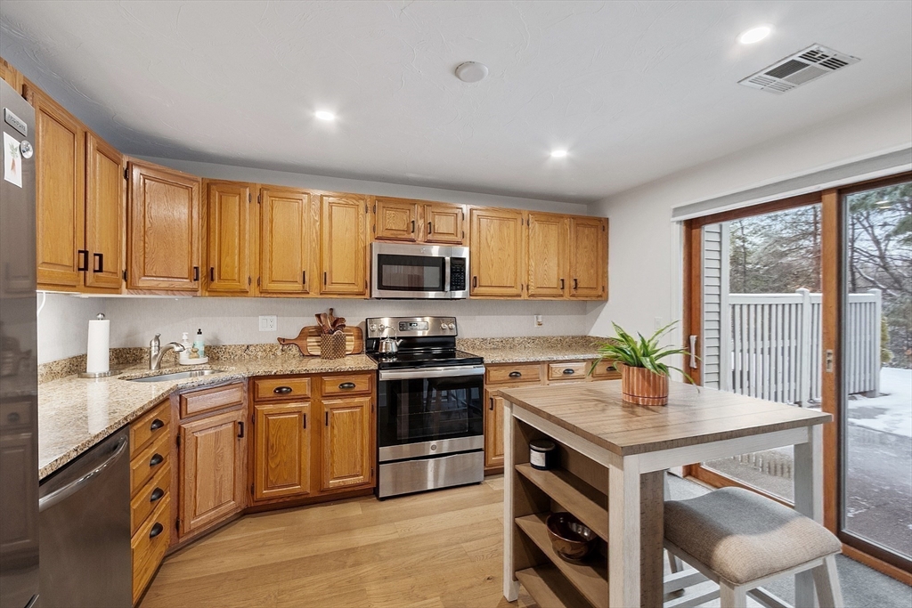 610 Ridgefield Cir # B