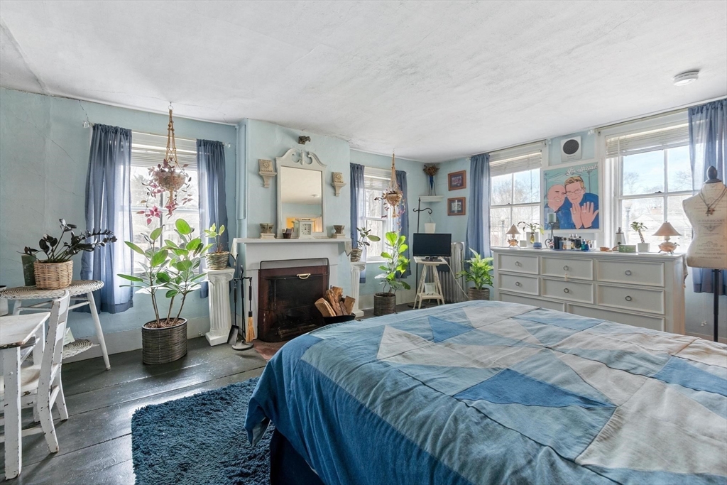 8 South St