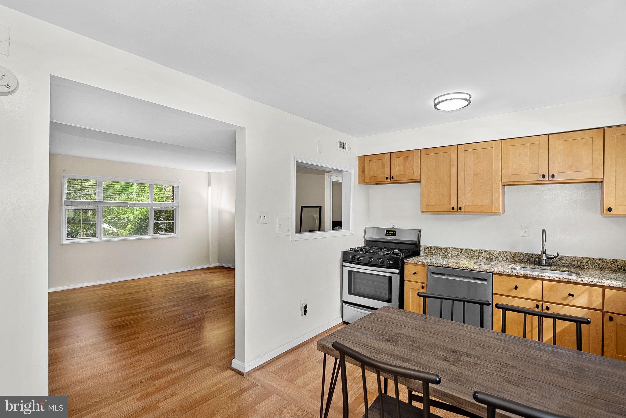 1423 N NASH STREET 3