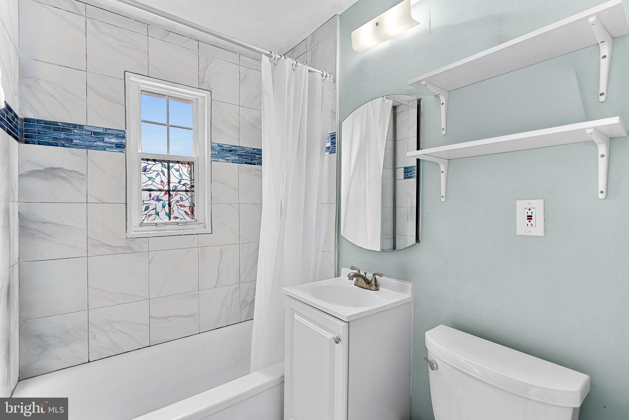 1423 N NASH STREET 3