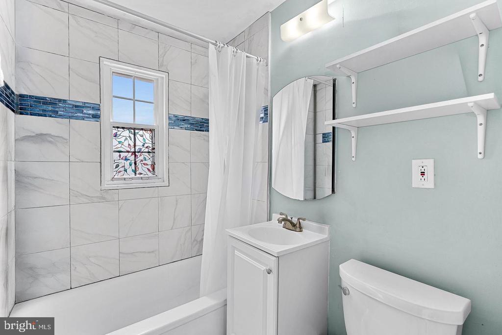 1423 N NASH STREET Unit: 3