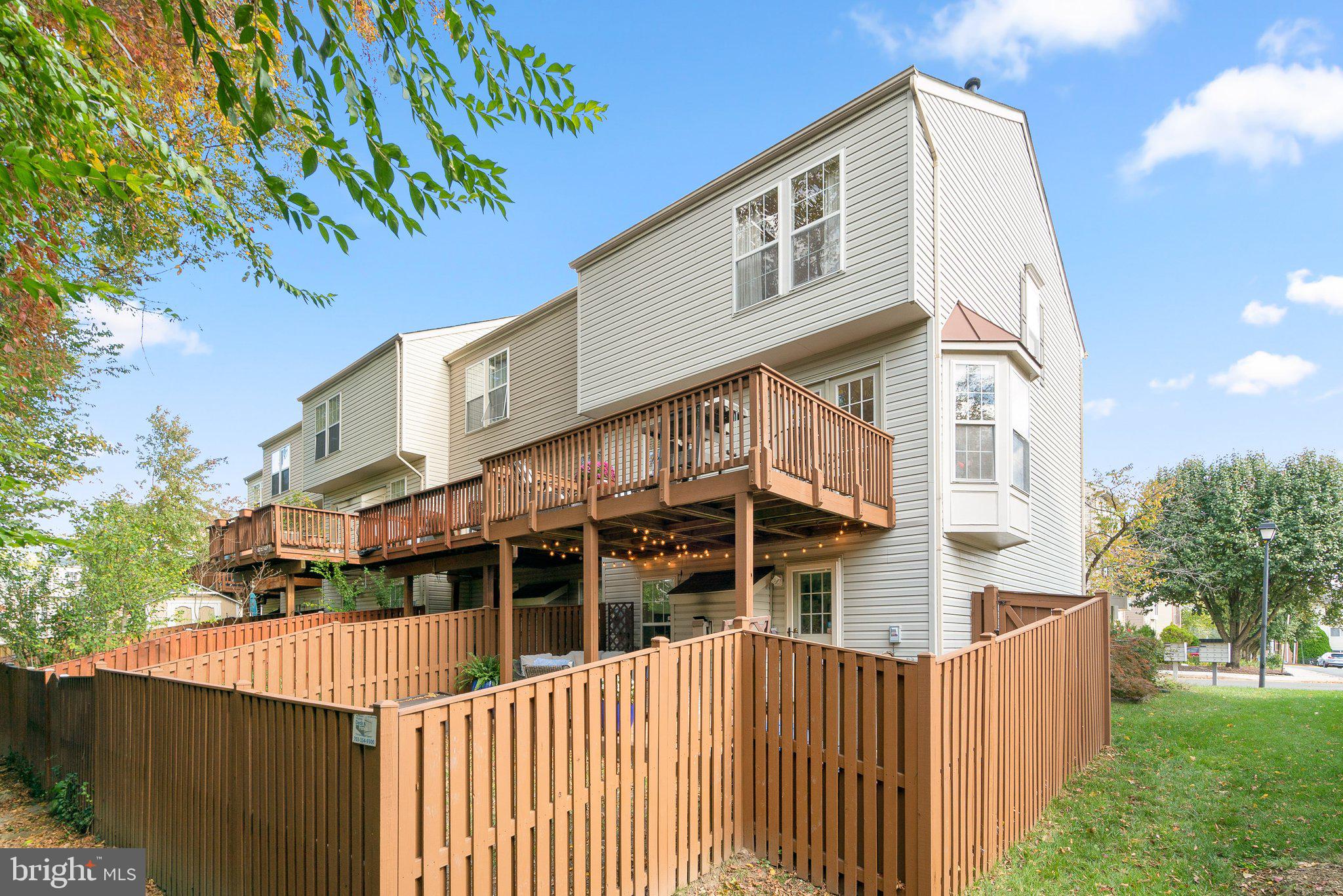 124 Ingle Pl