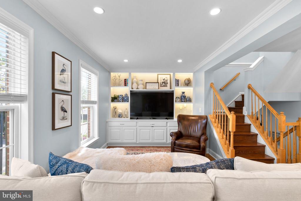 124 Ingle Pl