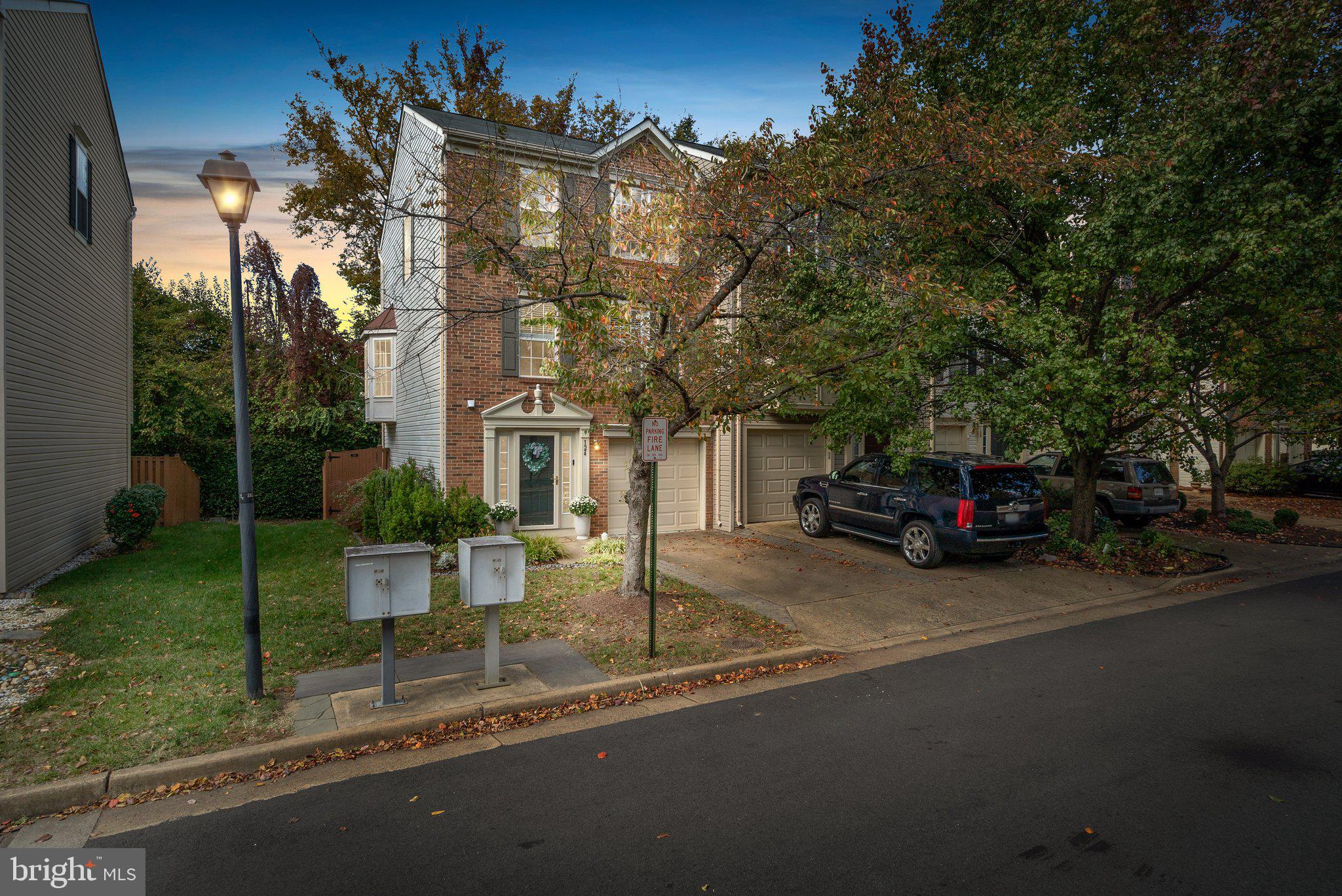 124 Ingle Pl