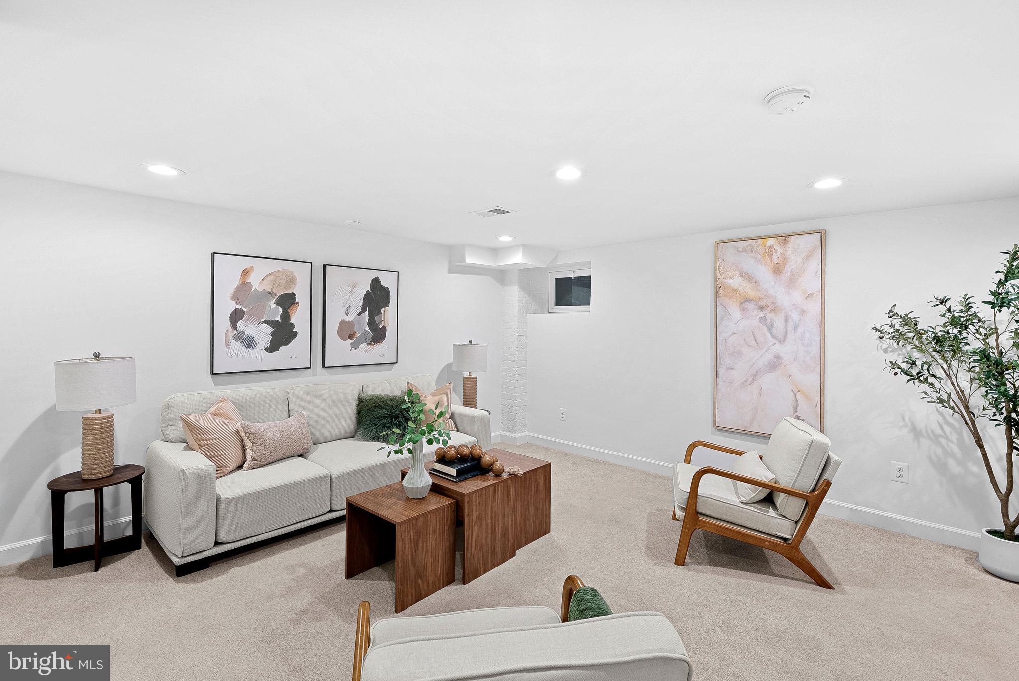 1328 MICHIGAN AVENUE