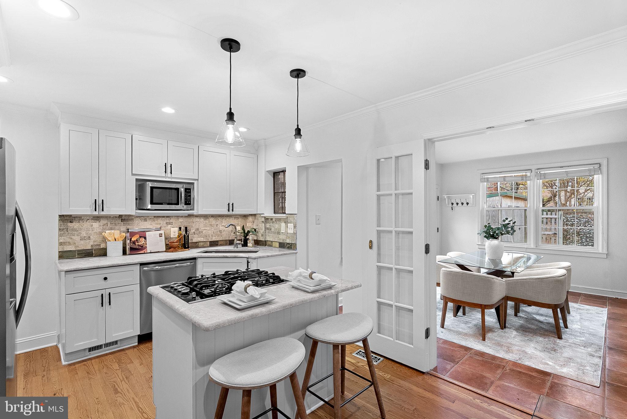 1328 MICHIGAN AVENUE