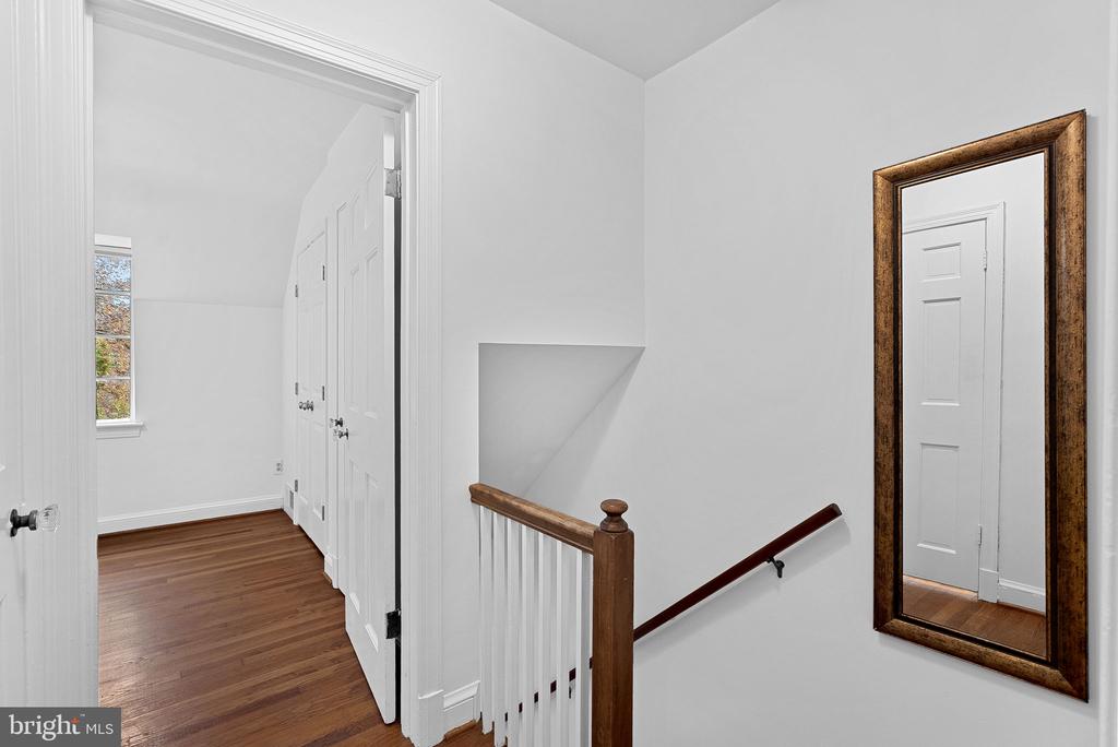 1328 MICHIGAN AVENUE