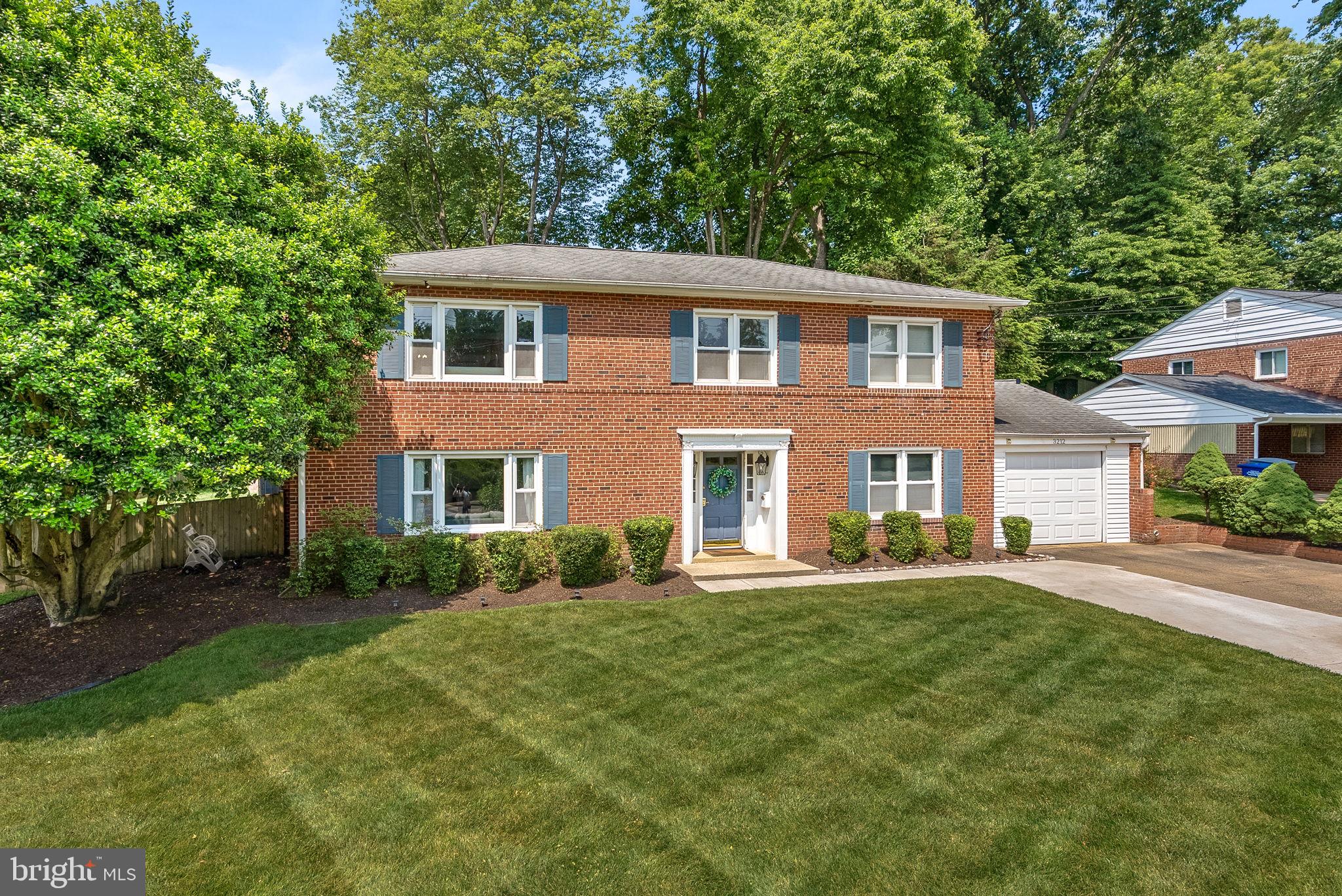 3212 Patrick Henry Dr