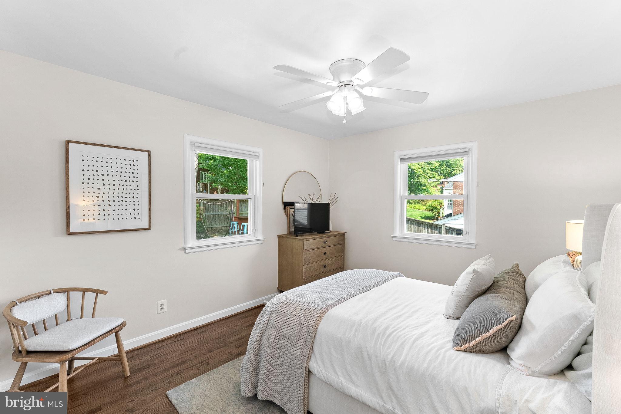 3212 Patrick Henry Dr