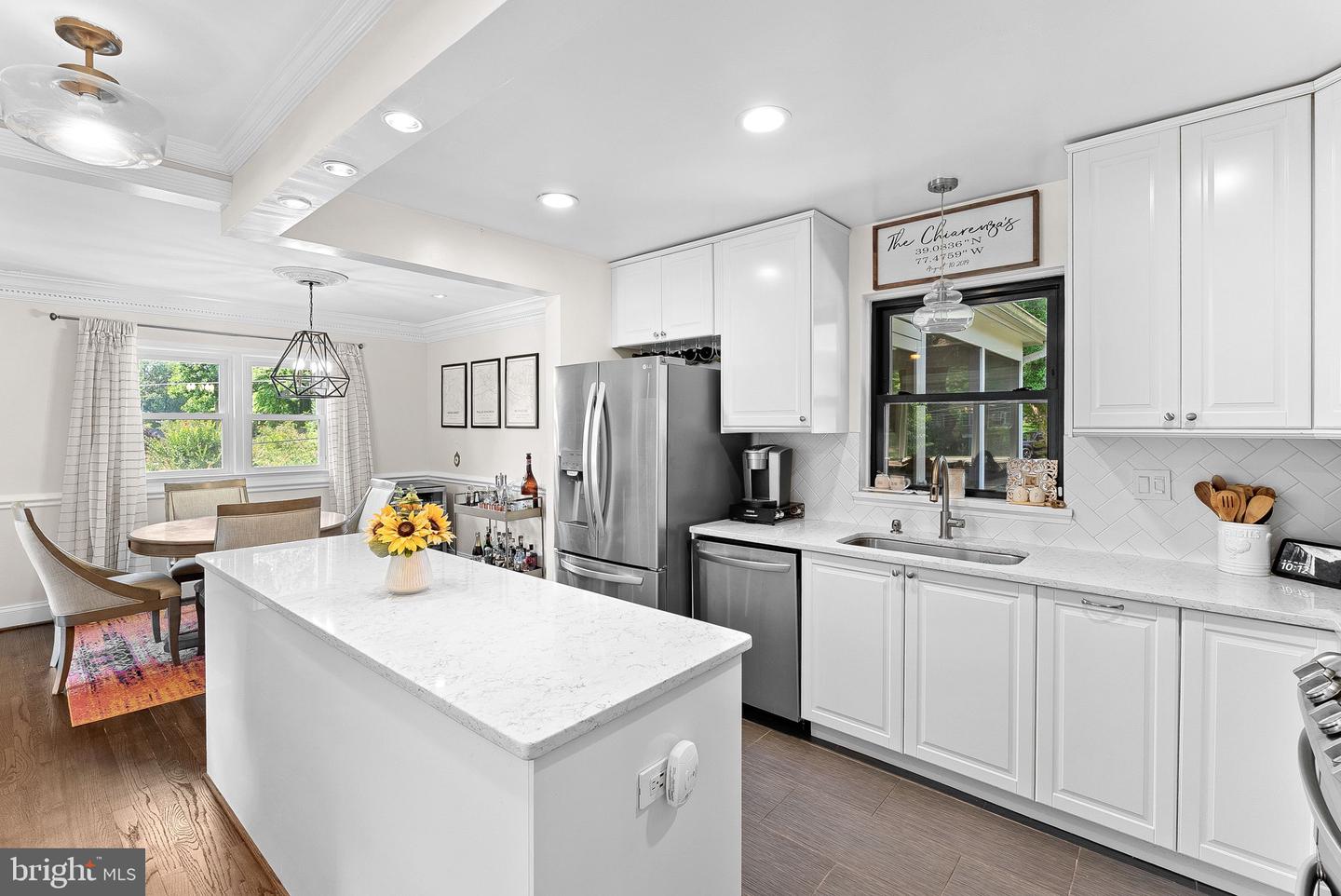 3212 Patrick Henry Dr