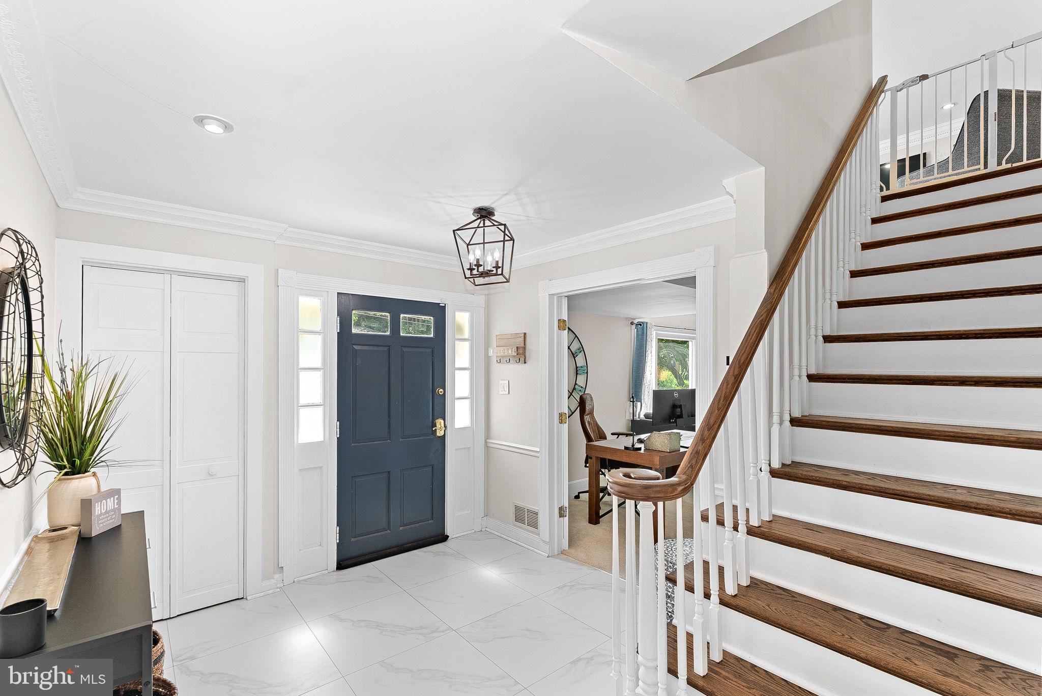 3212 Patrick Henry Dr
