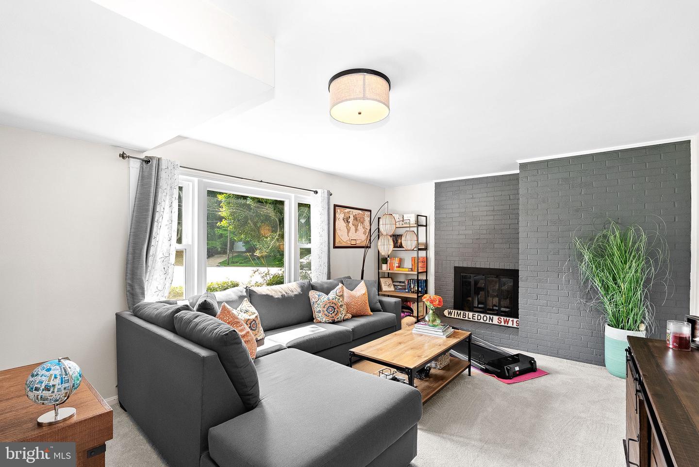 3212 Patrick Henry Dr