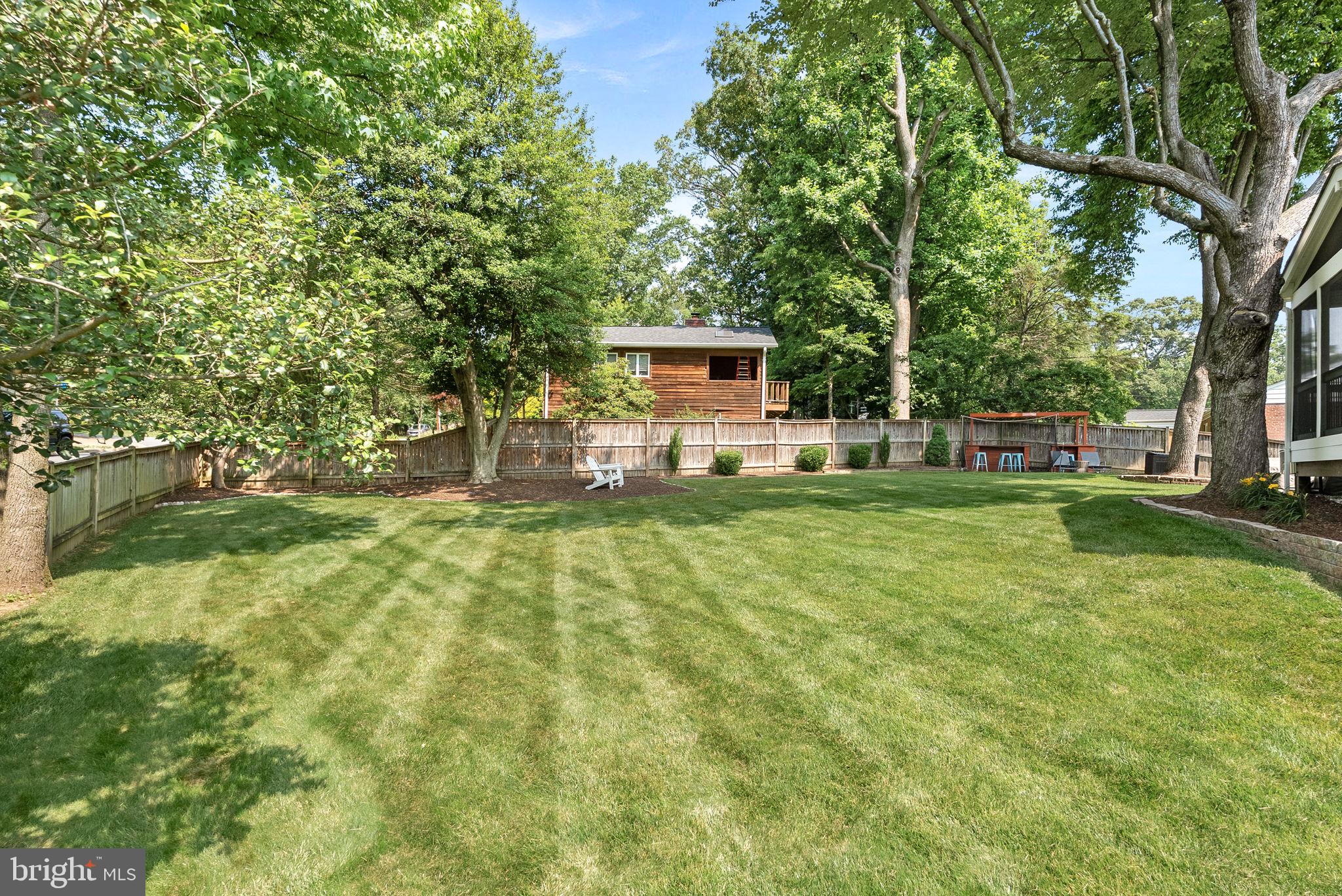 3212 Patrick Henry Dr