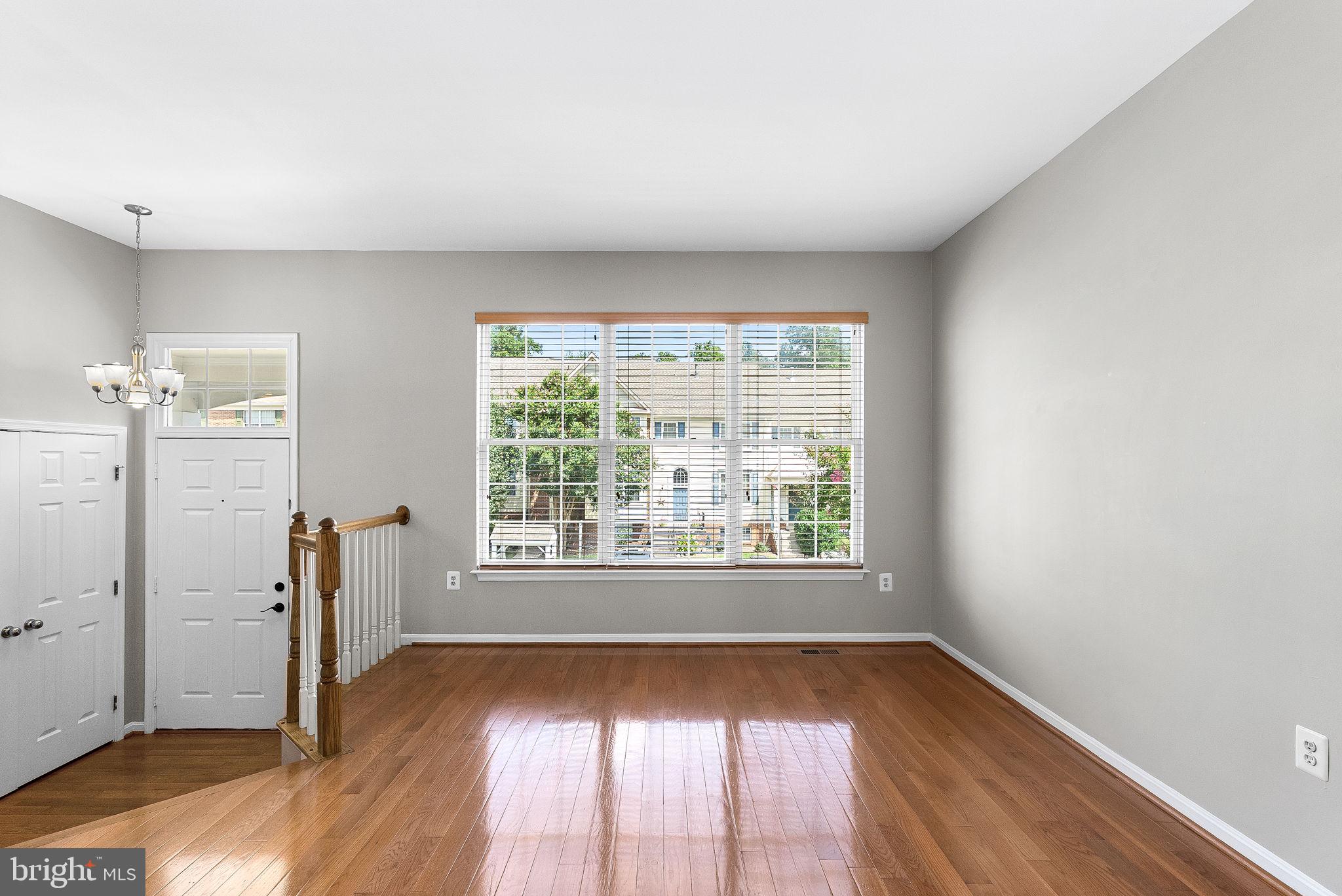 43179 Glenelder Ter