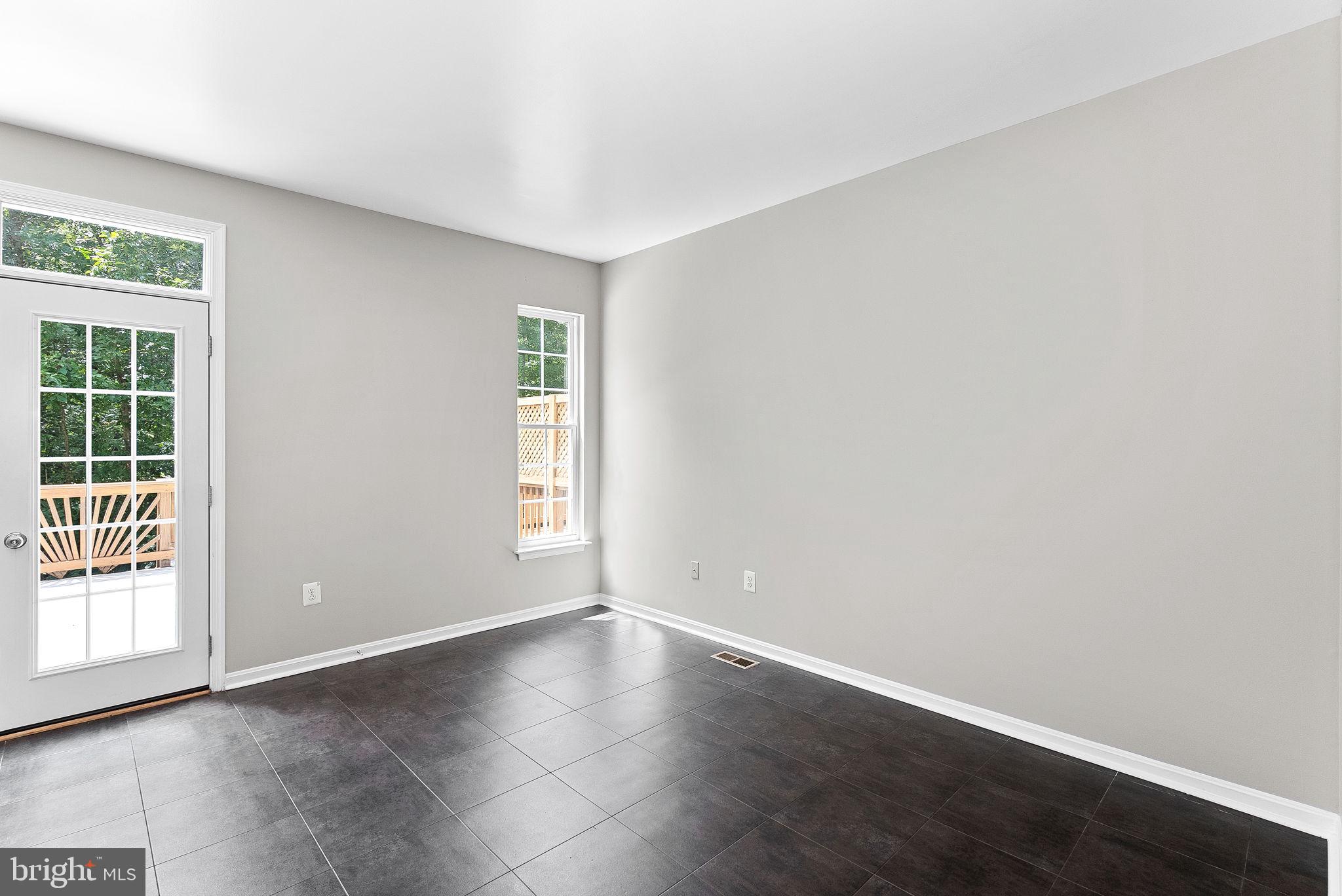 43179 Glenelder Ter
