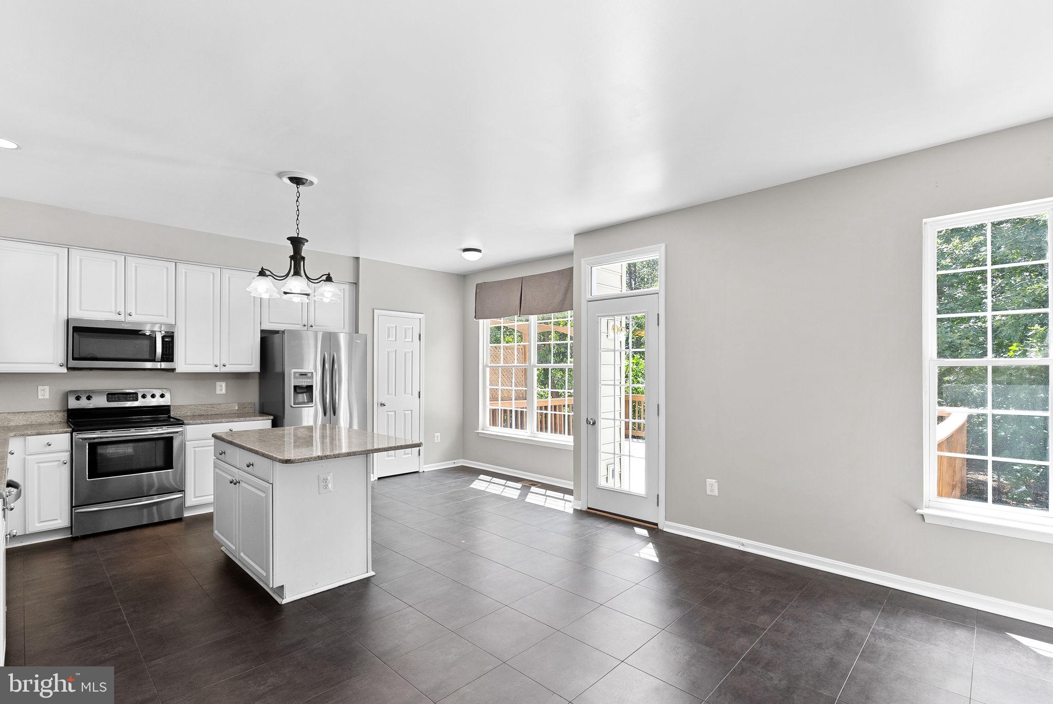 43179 Glenelder Ter