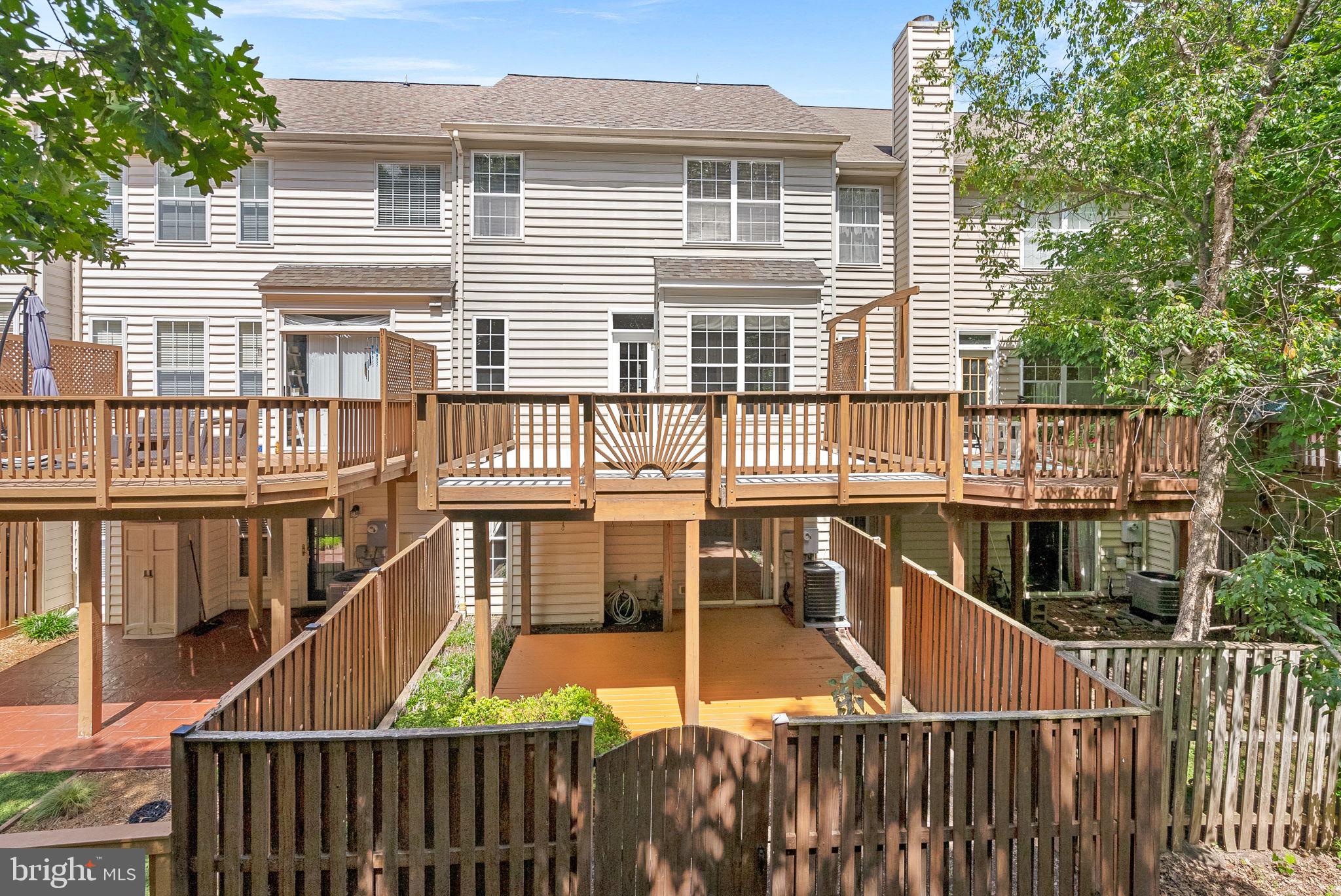 43179 Glenelder Ter