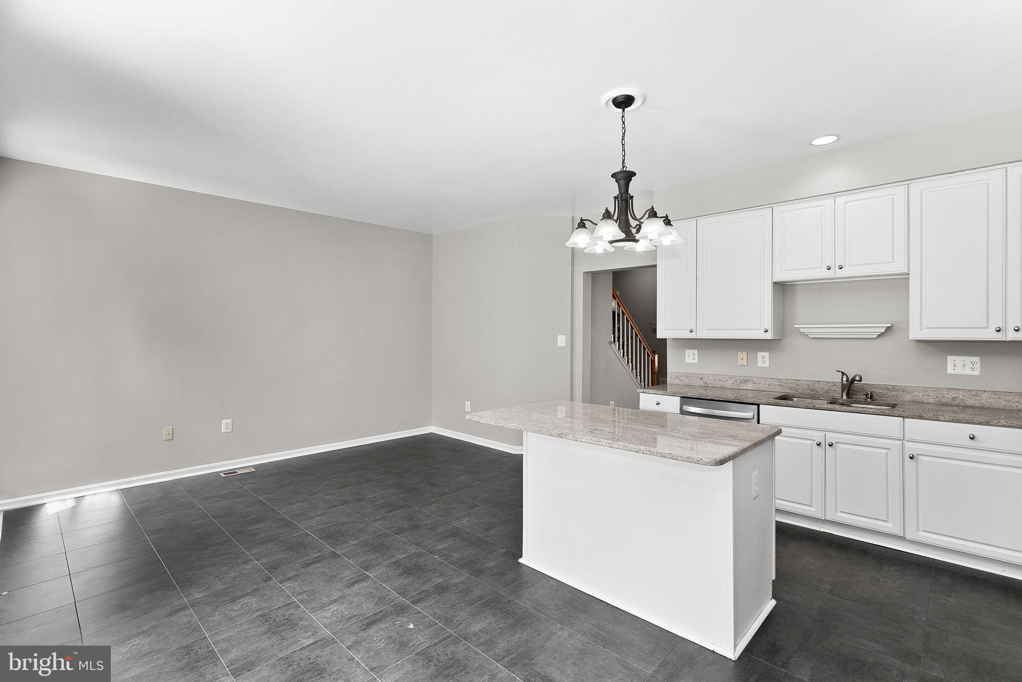 43179 Glenelder Ter