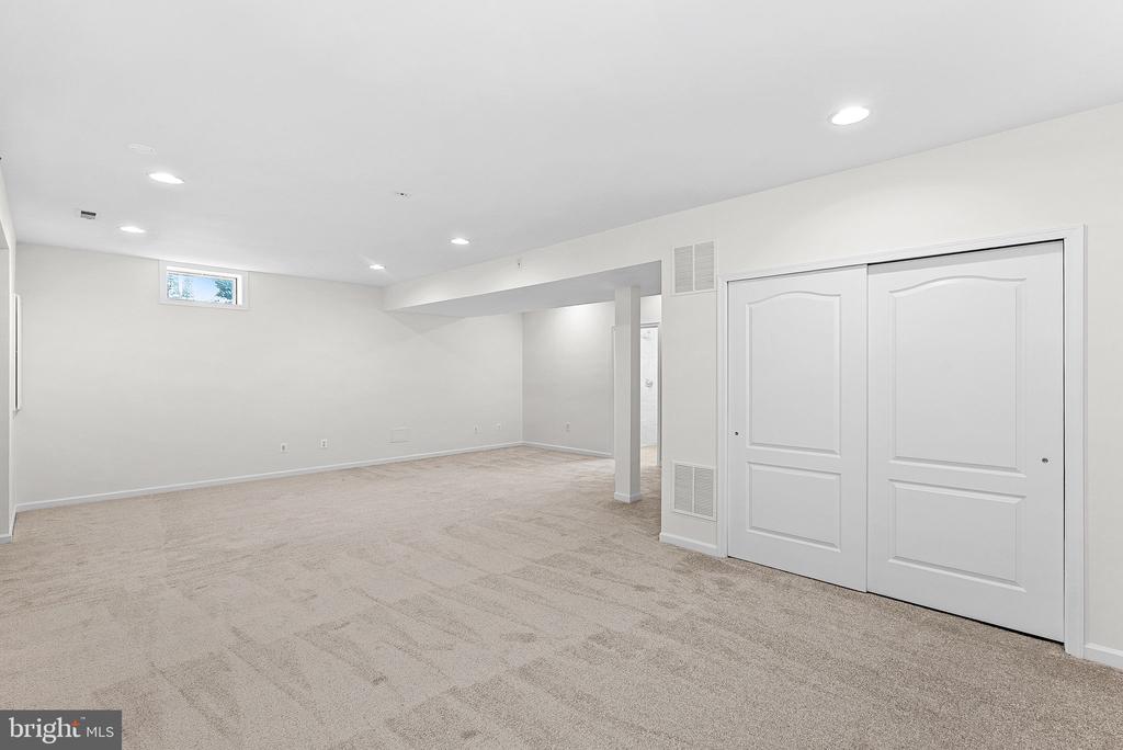 43241 SOMERSET HILLS TERRACE