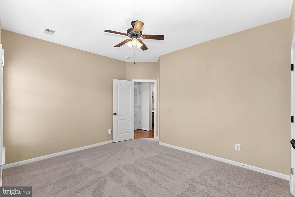 21535 OVERLAND PARK DRIVE