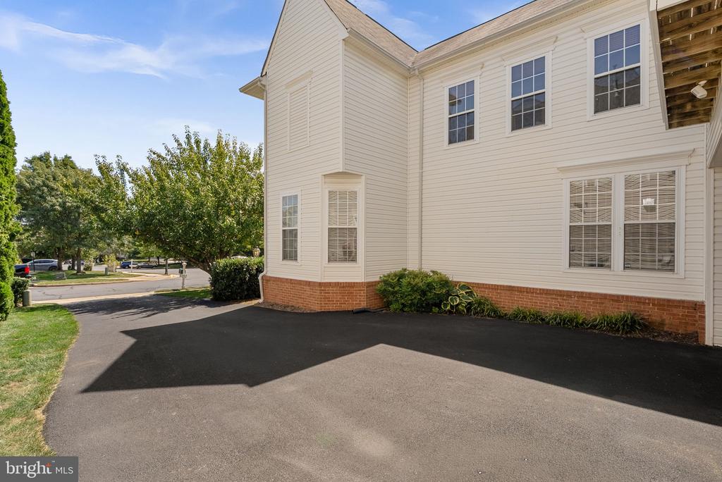 21535 OVERLAND PARK DRIVE