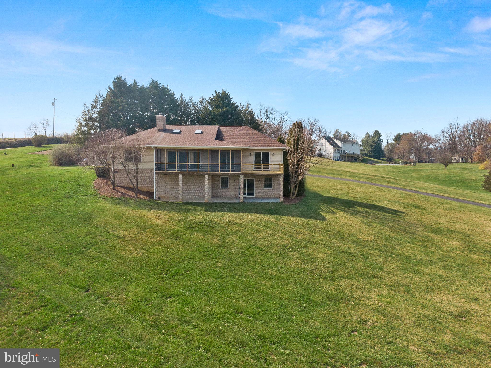 89 Bowling Green Rd