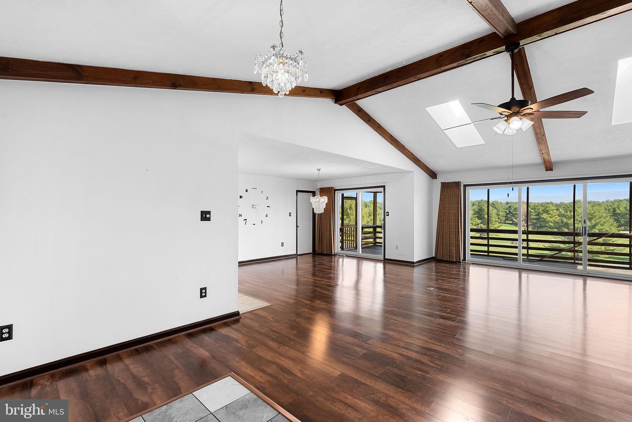89 Bowling Green Rd