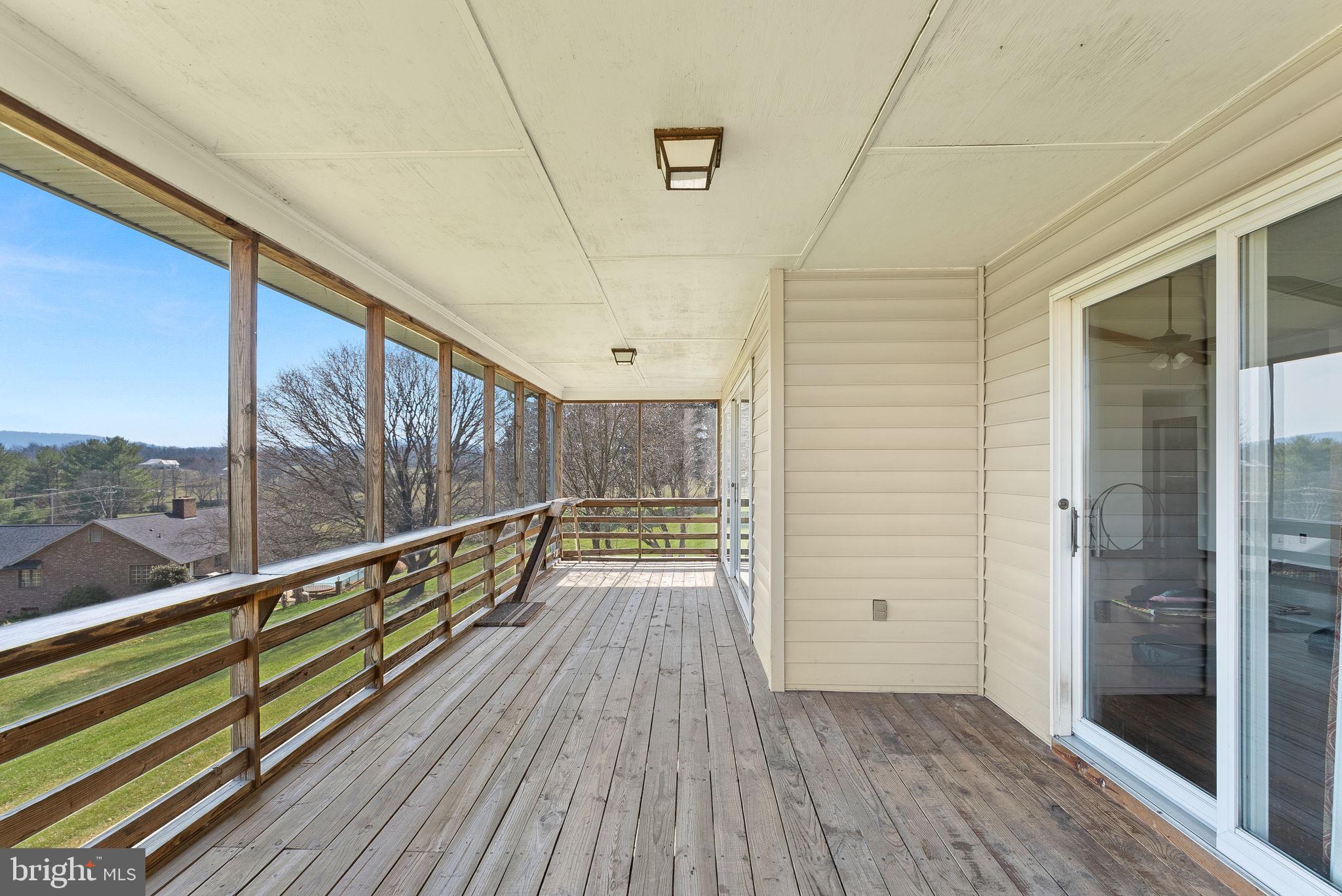 89 Bowling Green Rd
